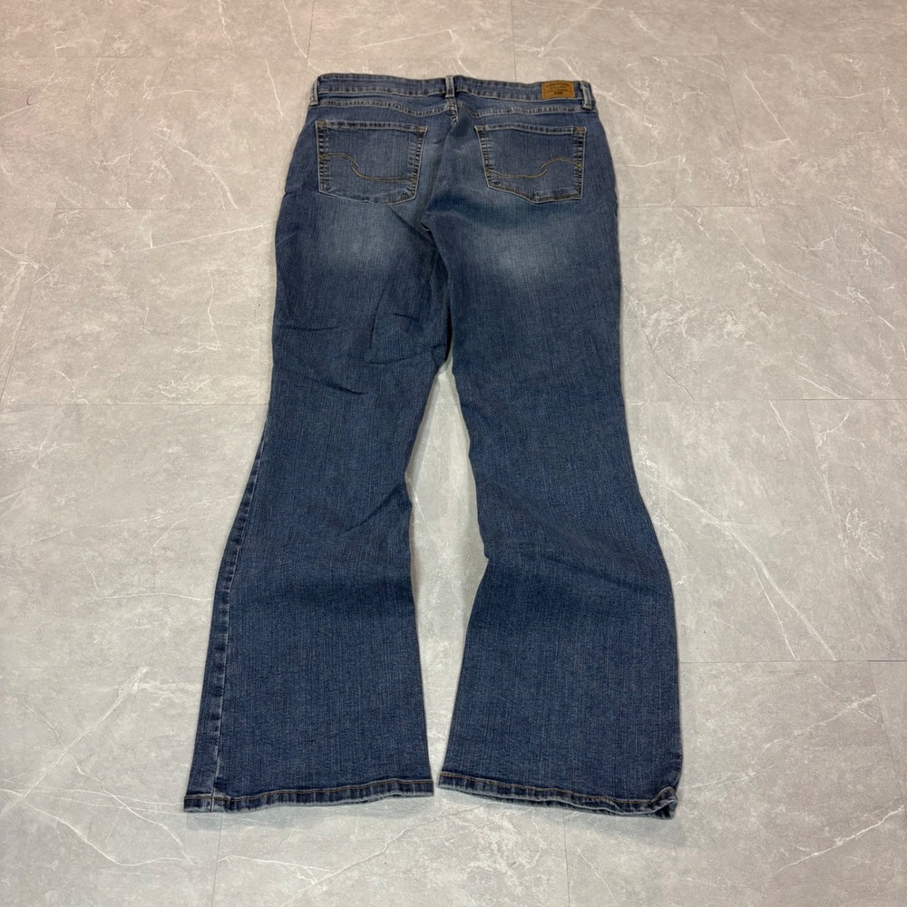 Signature by Levi Strauss Gold Label Mid Rise Bootcut Jeans Blue W31 L30 12S